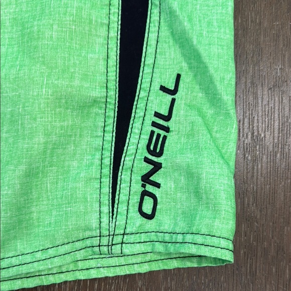 O’Neill Neon Green and Charcoal Color-Blocked Board Shorts size 34 - Picture 6 of 7